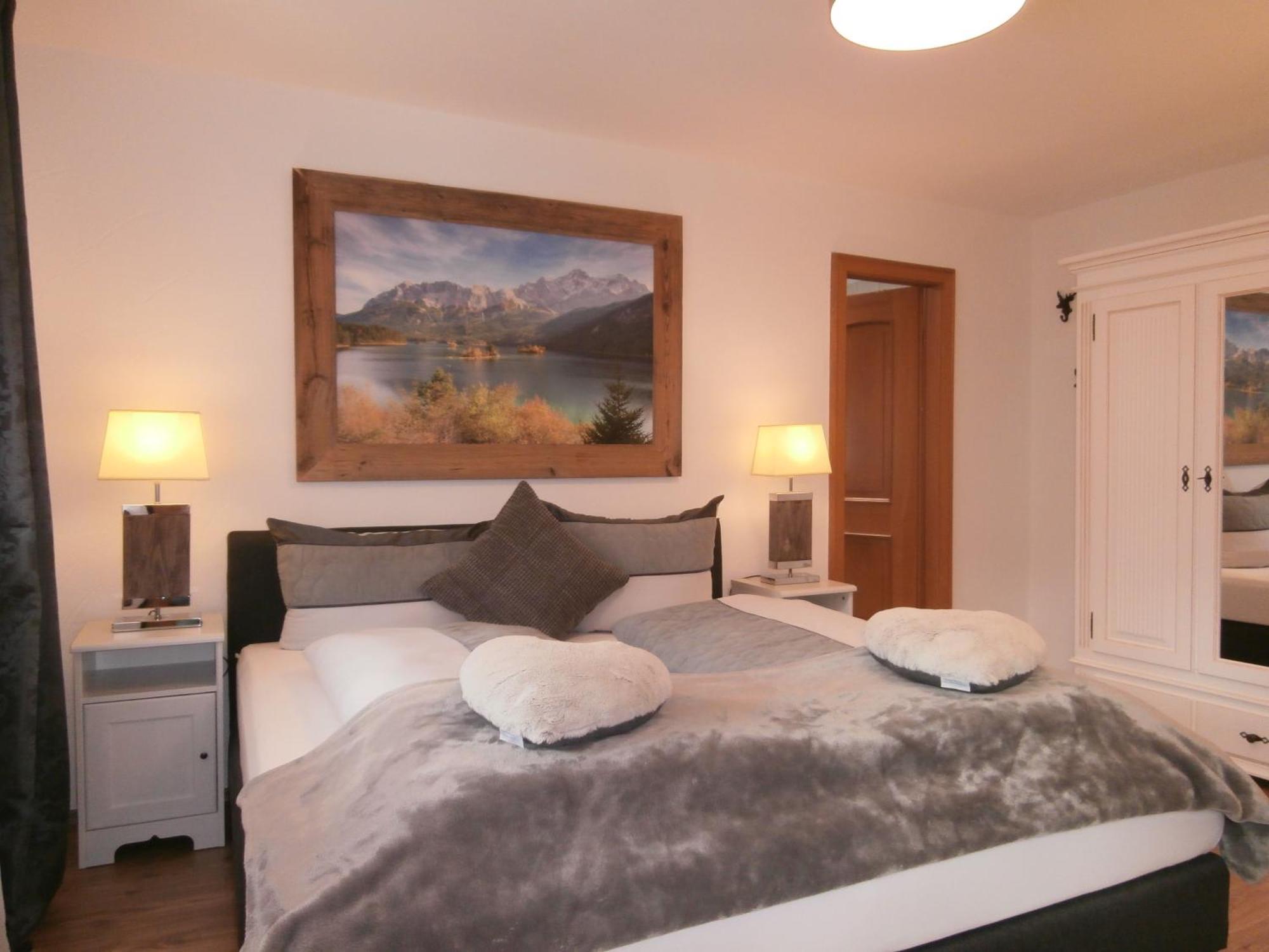 Ferienwohnung Anna Гармиш-Партенкирхен Экстерьер фото