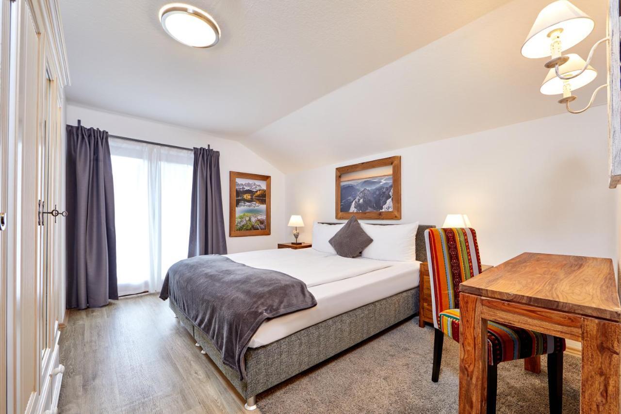 Ferienwohnung Anna Гармиш-Партенкирхен Экстерьер фото