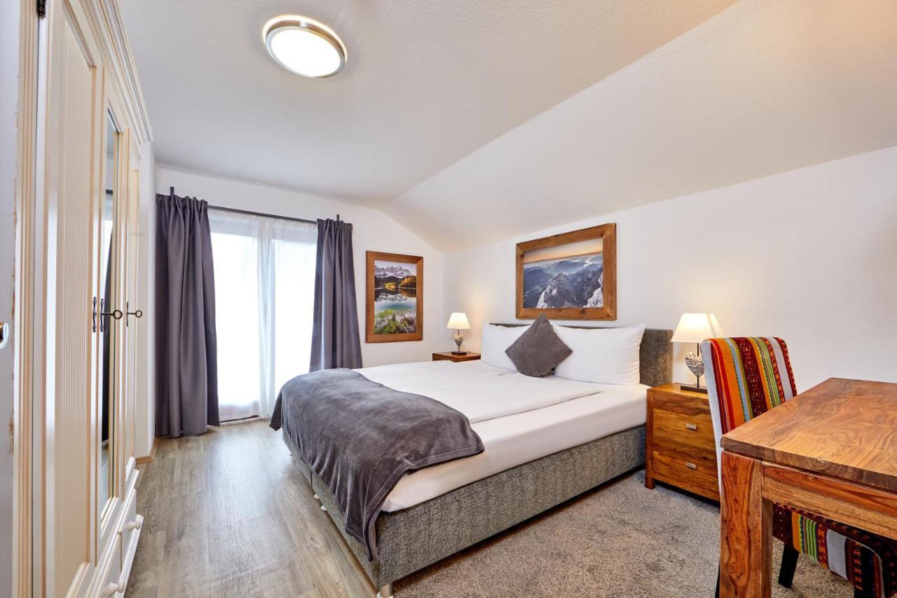 Ferienwohnung Anna Гармиш-Партенкирхен Экстерьер фото